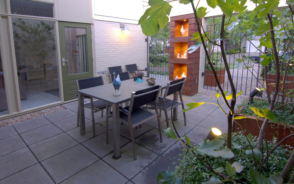 Aanleg mediterrane tuin Helmond sier hekwerk TotaalTuin Leende 3